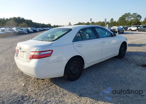 2009 Toyota Camry Le z USA, uszkodzony, nr VIN 4T1BE46K39U846568